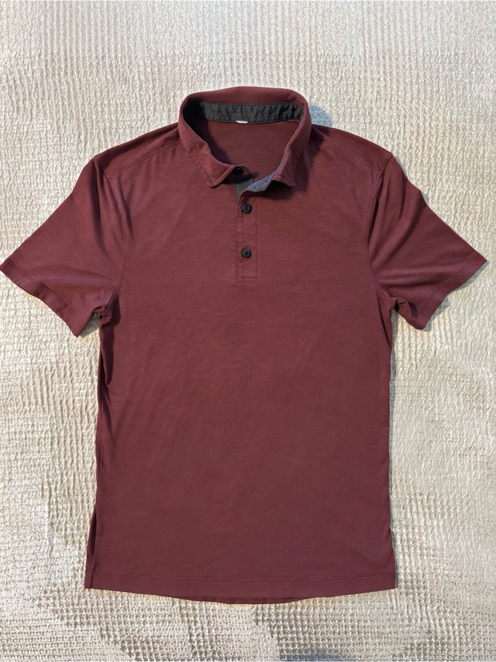 lululemon Evolution Polo Men XS Estimated Burgundy Maroon Golf Short Sleeve